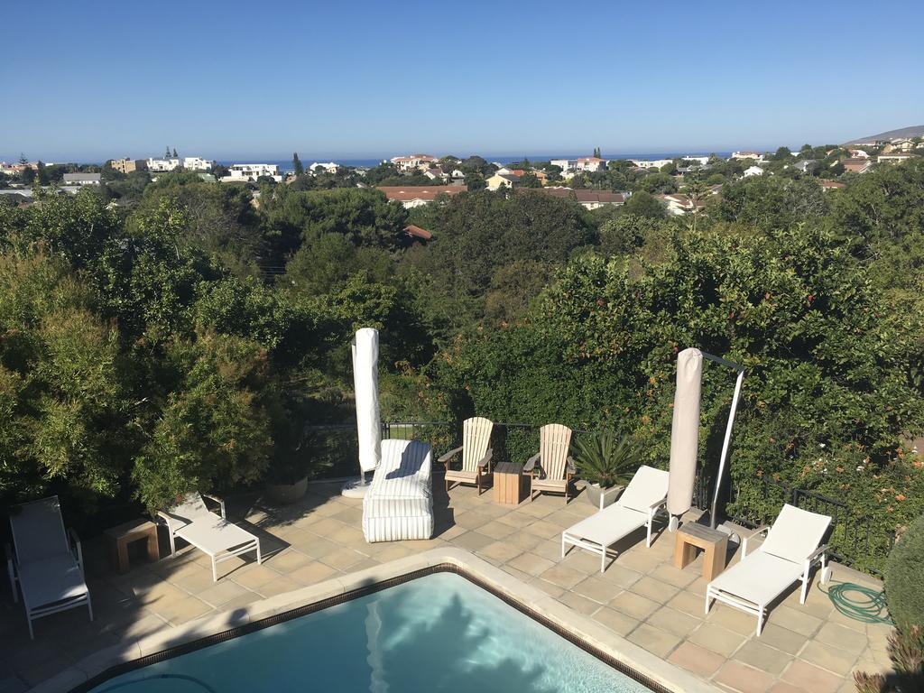 Vilacqua Boutique Guest Villa Плеттенберг-Бей Экстерьер фото